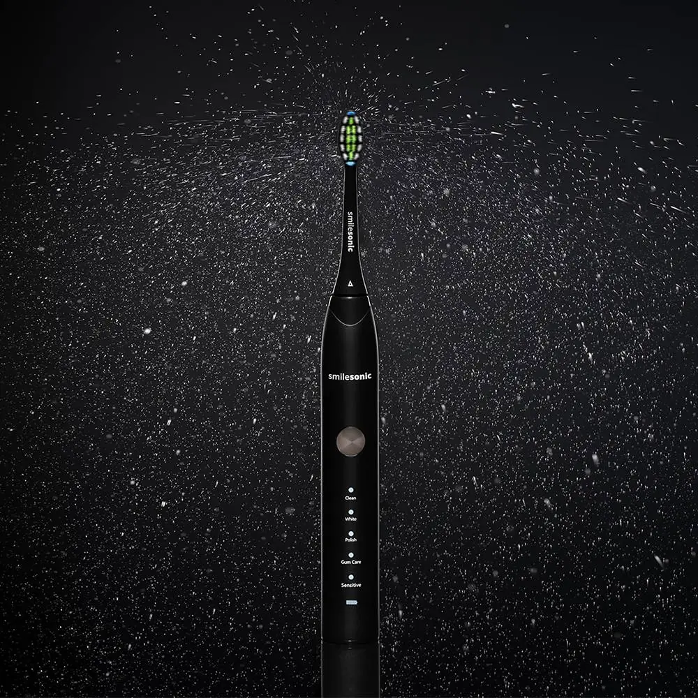 Szczoteczka soniczna Smilesonic EX — Czarny — produkt w zbliżeniu