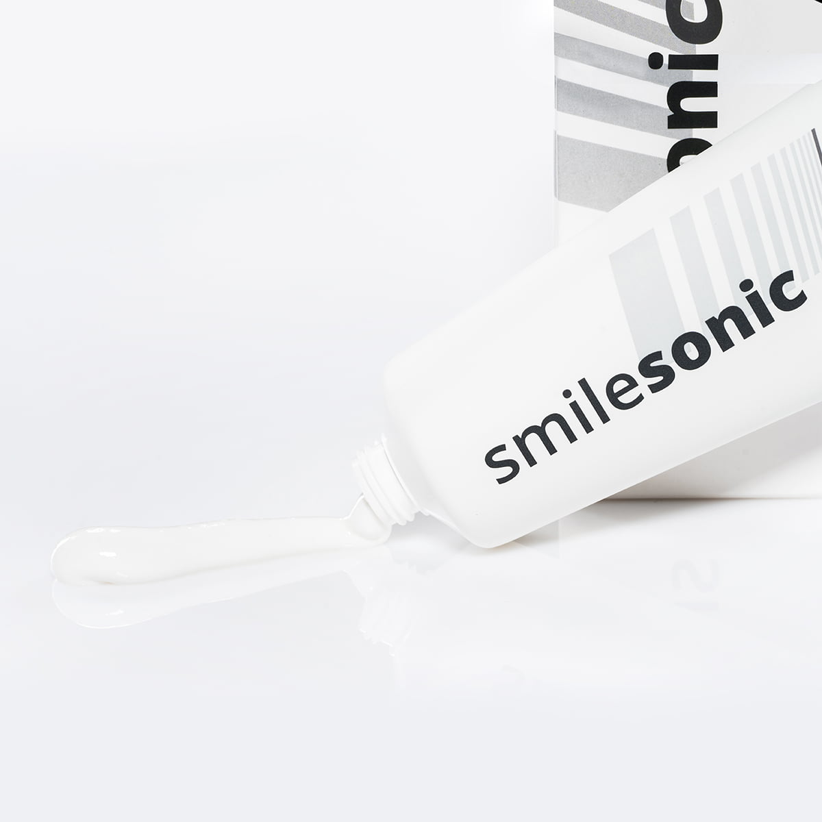 Smilesonic Premium White toothpaste