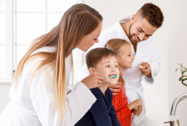 TECHNIKI SZCZOTKOWANIA ZĘBÓW