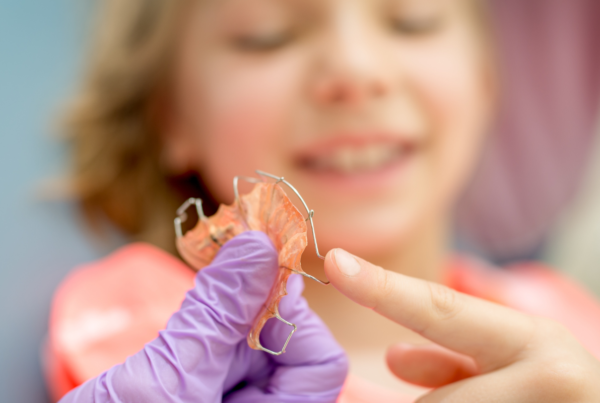 Jak czyścić aparat ortodontyczny? Orthodontics